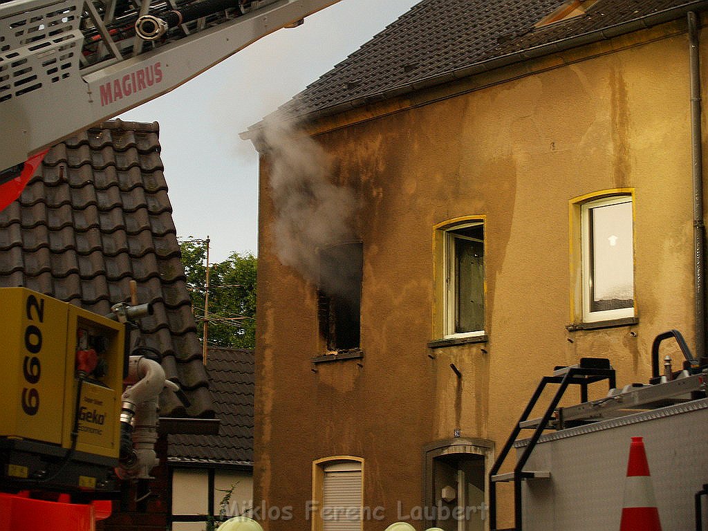 Wohnungsbrand Koeln Stammheim Stammheimer Hauptstr P182.JPG